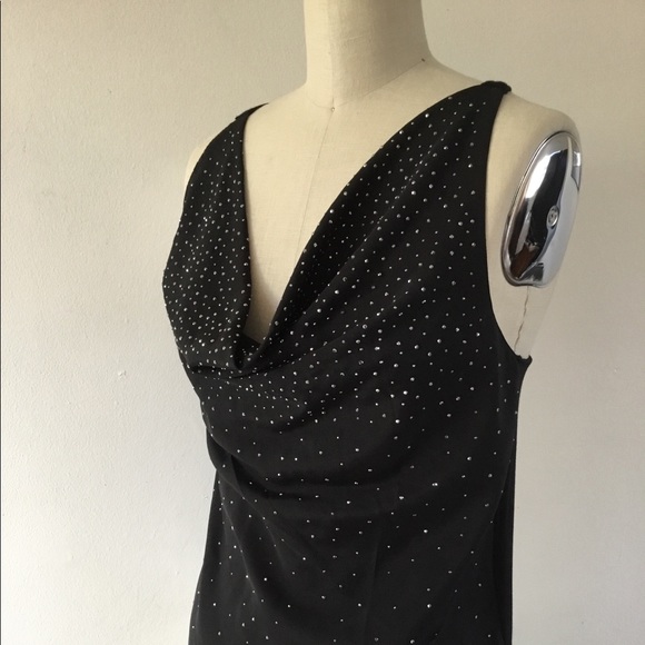 GUESS Embellished Cross Back Dressy Top Sz Small - Picture 3 of 8